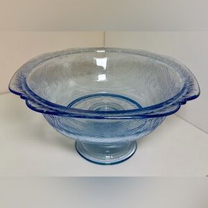 Blue Madrid Federal Glass Co. Large Fruit Bowl Depression Glass UV Reactive